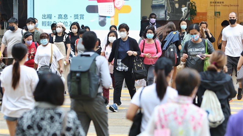 林鄭月娥指香港抗疫取得成就 市民生活回復正常